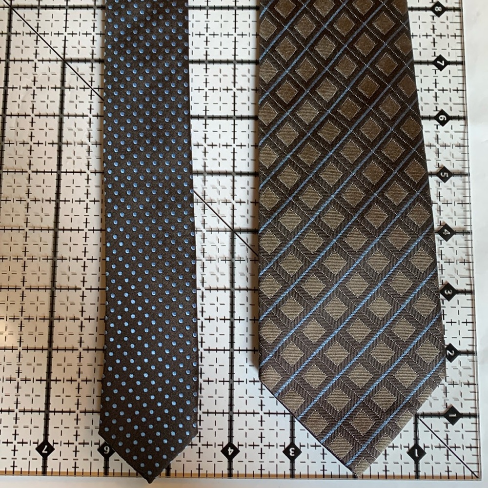 Egara - Classic brown and blue plaid with polka dots tail 100% silk.